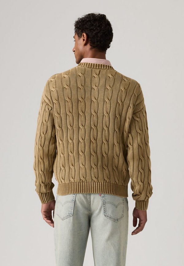 Levi's® CARMEL CABLE CREW