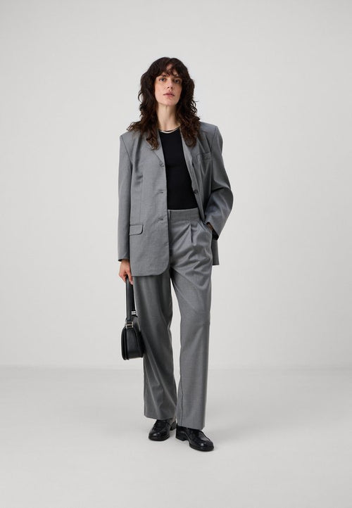 2nd Day CARTER CLASSIC TAILORING