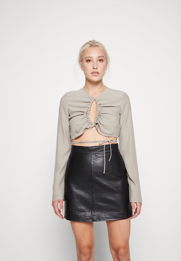 Weekday CASSIE BLOUSE