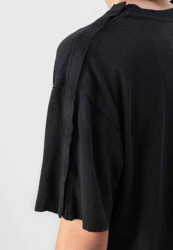 YOURTURN by Zalando ADAPTIVE TEE UNISEX