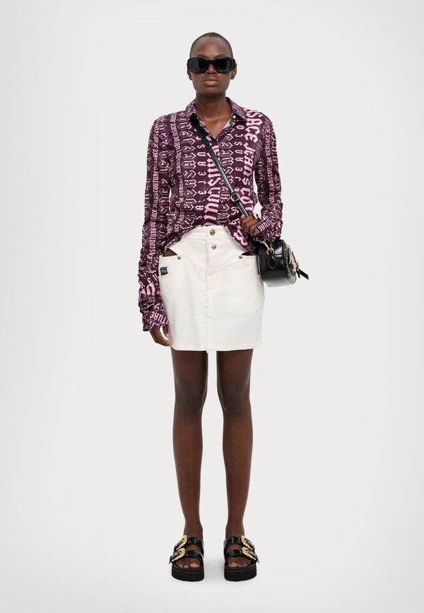 Versace Jeans Couture CUT OUT