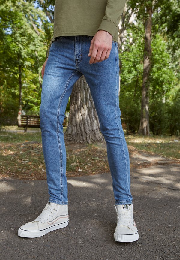 Levi's® 519™ EXTREME SKINNY HI-BALL