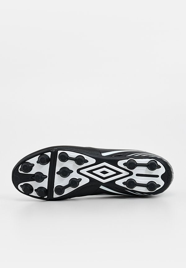Umbro CLASSICO XIII