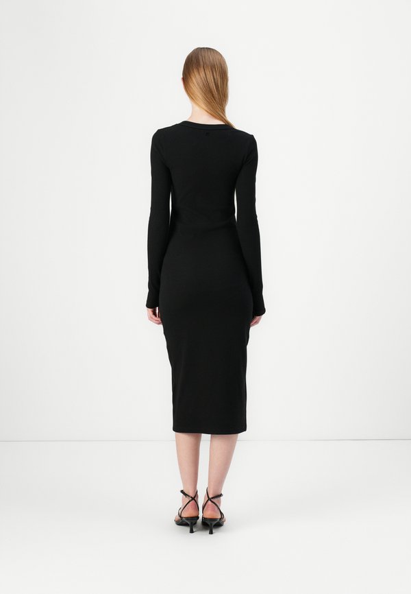 Replay DRESS