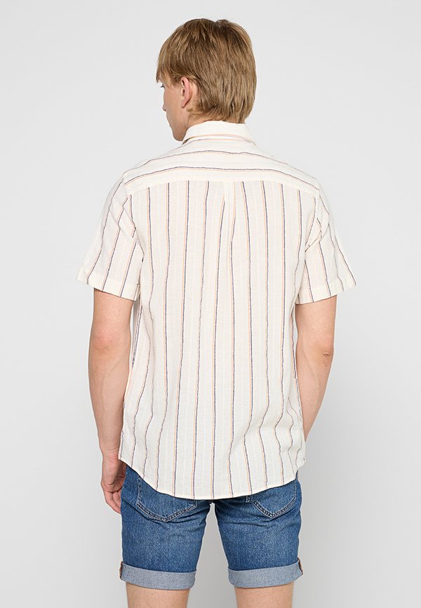 REVOLUTION LOOSE FIT