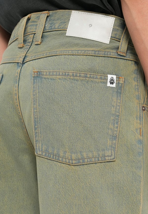 Edwin TYRELL PANT