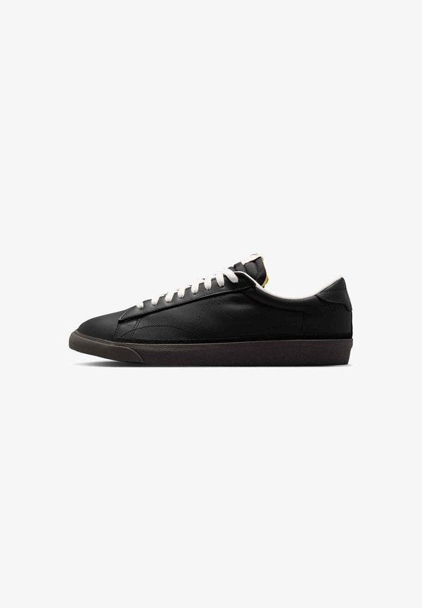 Nike Sportswear TENNIS CLASSIC SMASH UNISEX - Skate shoes - black cave stone sail black