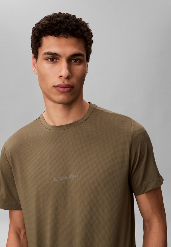 Calvin Klein TEE