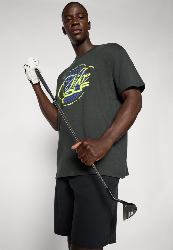 Nike Golf LOOSE FIT