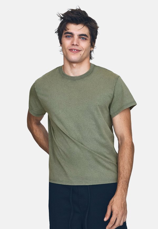 Bershka SHORT SLEEVE - T-SHIRT - Basic T-shirt - khaki