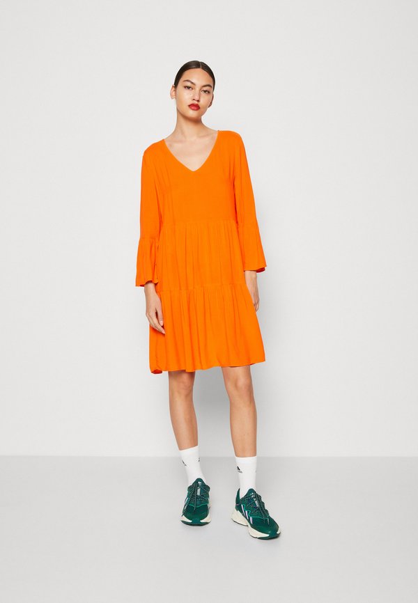 JDY JDYSTAAR LIFE ABOVE KNEE DRESS