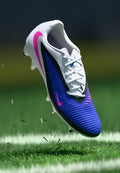 Nike Performance PHANTOM 6 LOW ACADEMY SG - Soft-ground football boots - racer blue/pink blast/white