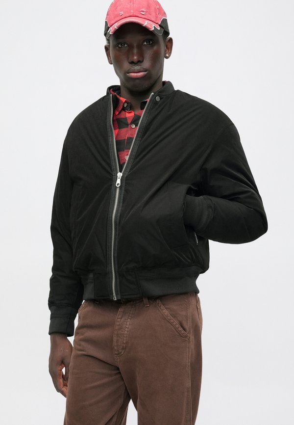 Jack & Jones Loose-fit JJIEDDIE JJWORKER MF 140 NOOS