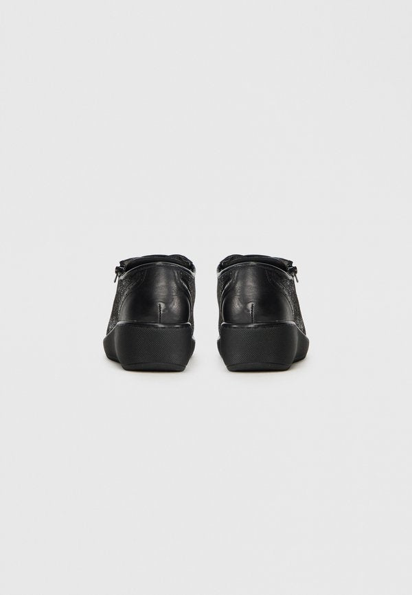 Scholl THELMA
