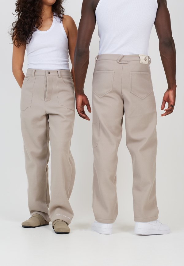 LEGACY STUDIOS LOLA UNISEX