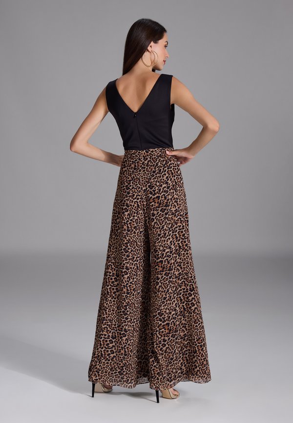 Swing MIT WEITER IN ANIMAL PRINT