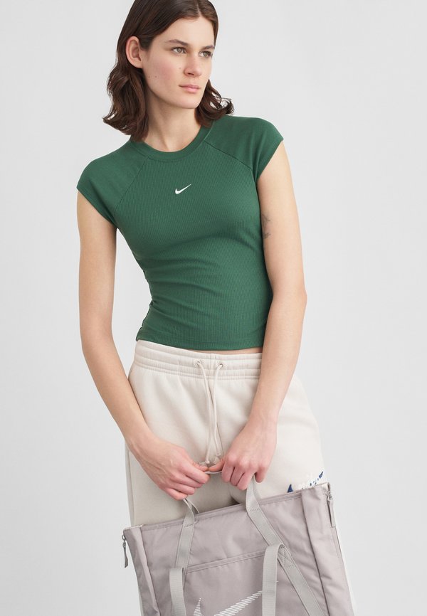 Nike Sportswear CHILL - Basic T-shirt - fir/sail