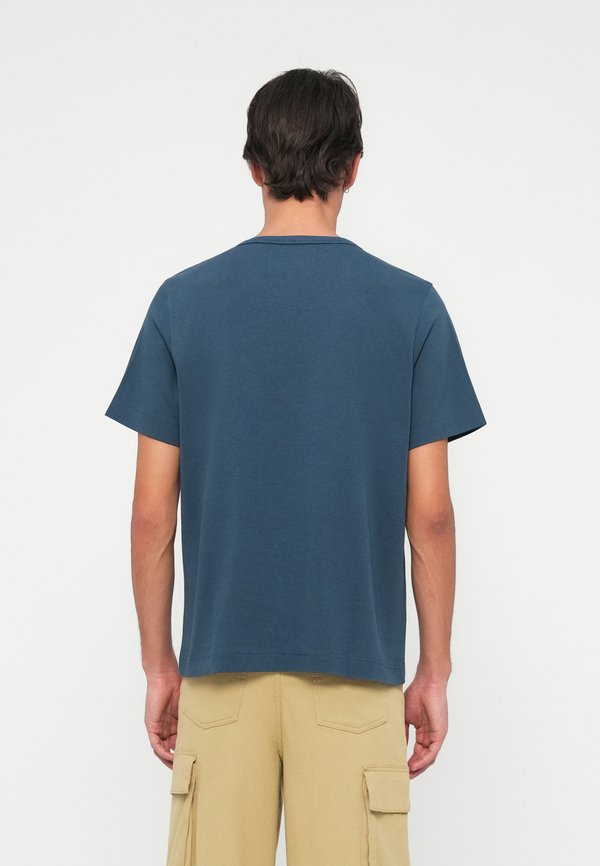 Selected SLHDAN PANAM O NECK TEE