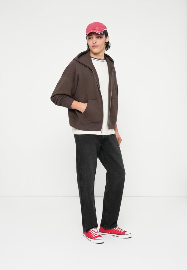 Abercrombie & Fitch CROPPED