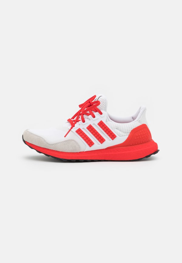 adidas Originals ULTRABOOST DNA x LEGO RUNNING ALPHASKIN PRIMEBLUE - Trainers - footwear white/red/shock blue