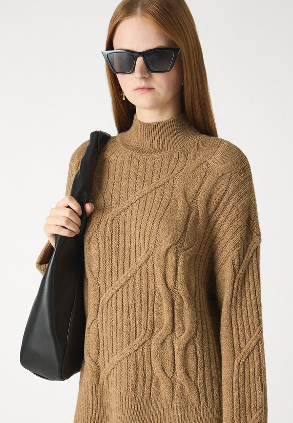 ONLY ONLLEISE LOOSE HIGHNECK
