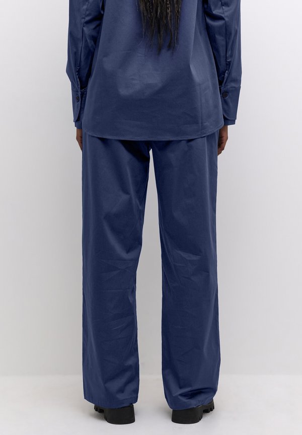 Lounge Nine CHILILN SOLID UNISEX