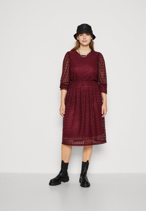 ONLY Carmakoma CAREMILA DRESS