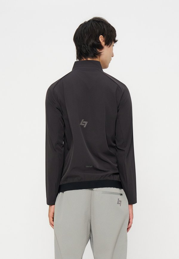 EA7 Emporio Armani