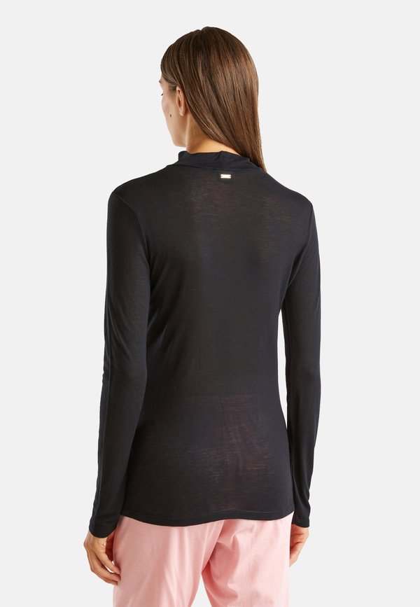 United Colors of Benetton TURTLENECK