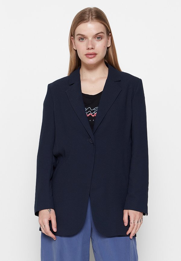 Armani Exchange SLIM FIT