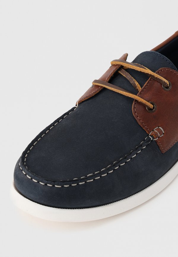 Dune London BAMBBIE