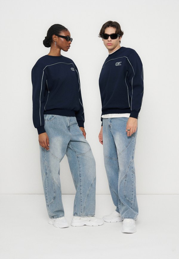 YOURTURN by Zalando RELAXED FIT NO LIMITS SWEATSHIRT