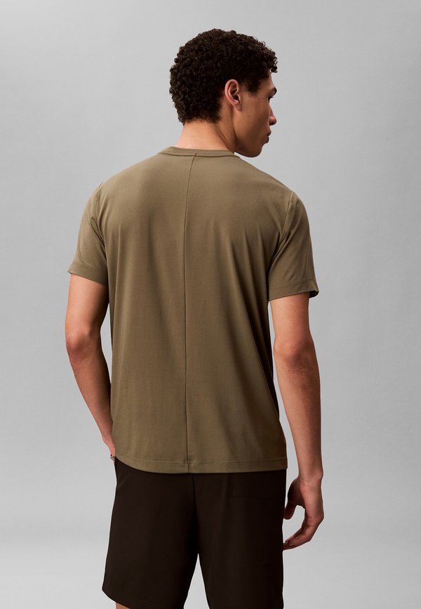 Calvin Klein TEE