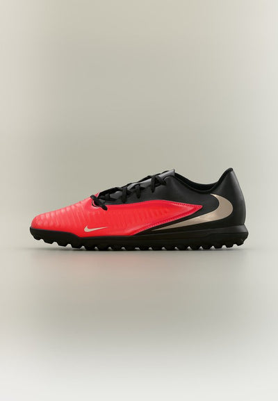 Nike Performance PHANTOM 6 LOW CLUB  - Turf football boots - brt crimson/blur black