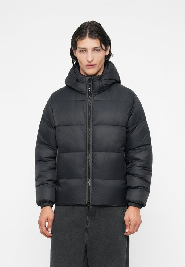 Abercrombie & Fitch AIRCLOUD HOODED PUFFER