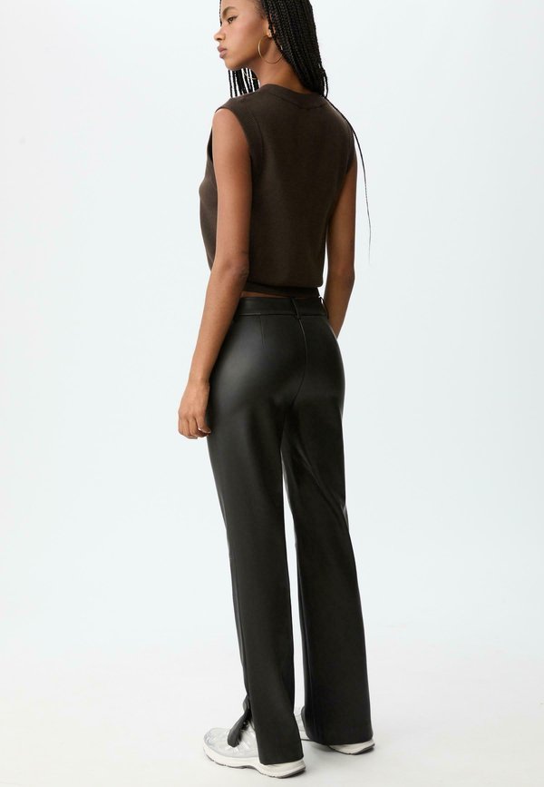 Stradivarius STRAIGHT WITH SIDE ZIP