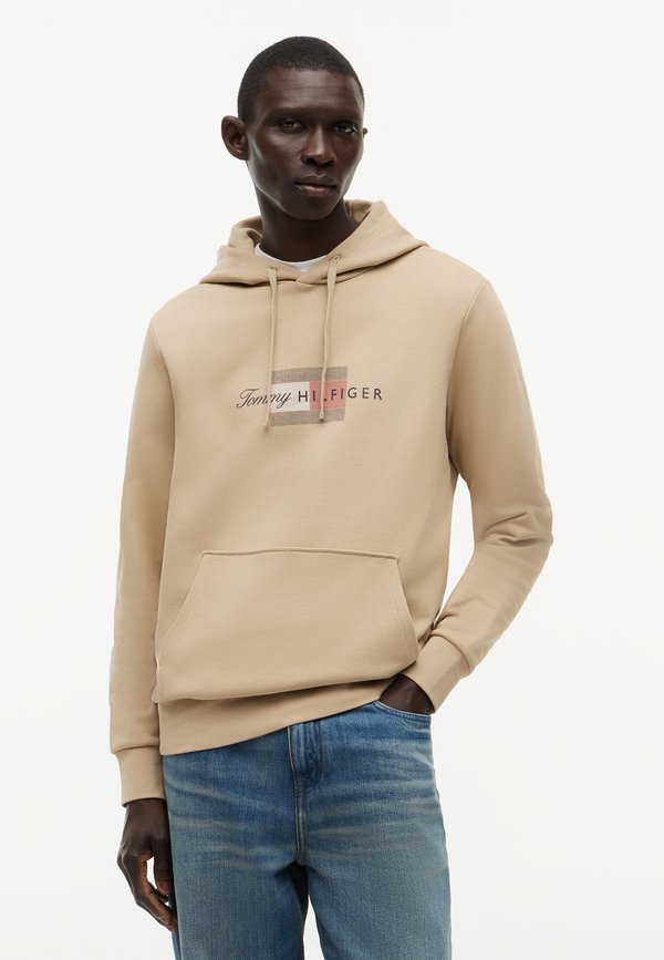 Tommy Hilfiger SCRIPT FLAG HOODIE - BRAND LOVE - Hoodie - batique khaki