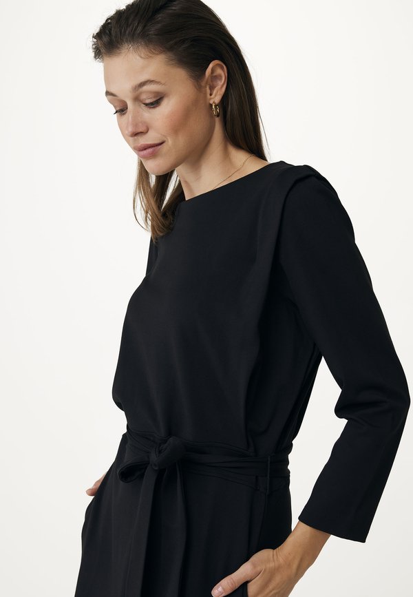 Mexx WITH BOAT NECKLINE