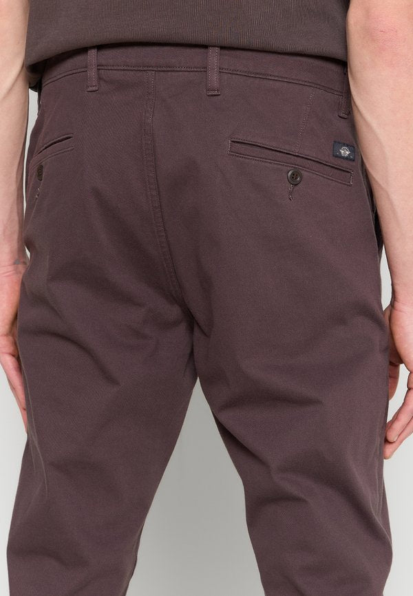 DOCKERS SUPREME