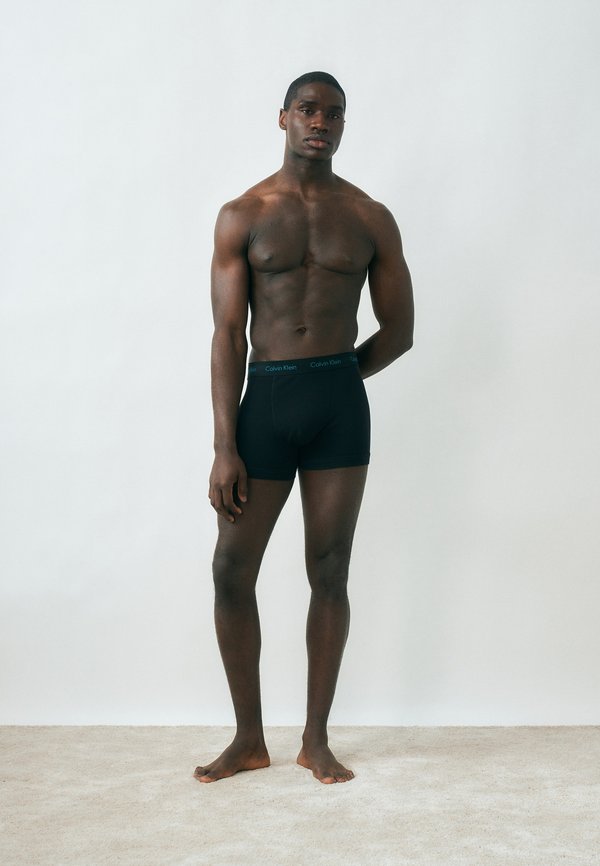 Calvin Klein Underwear 3 PACK - Trunks - black