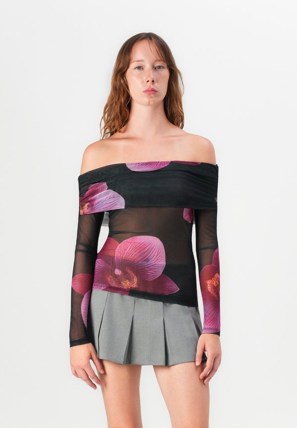 Vero Moda VMFLORY OFF SHOULDER SHORT