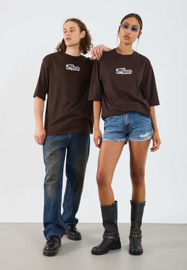 YOURTURN by Zalando OVERSIZED FIT GRAPHIC