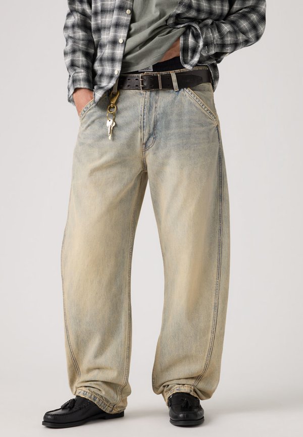 Levi's® BAGGY BARREL