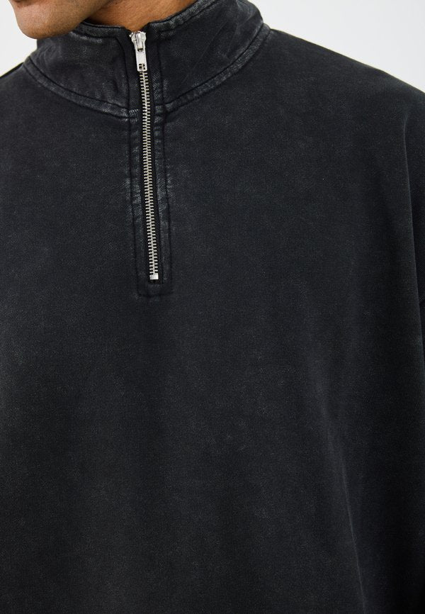 YOURTURN by Zalando RELAXED FIT QUARTER-ZIP SWEATSHIRT