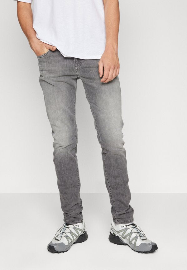 Diesel 2019 D-STRUKT