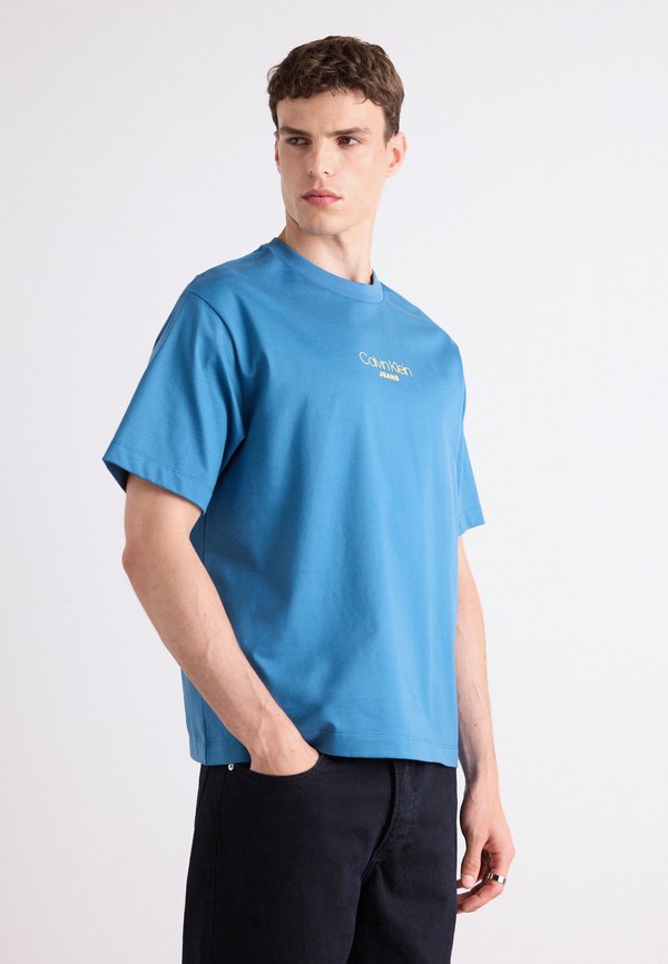 Calvin Klein Jeans GRAPHIC TEE - Print T-shirt - bluesteel