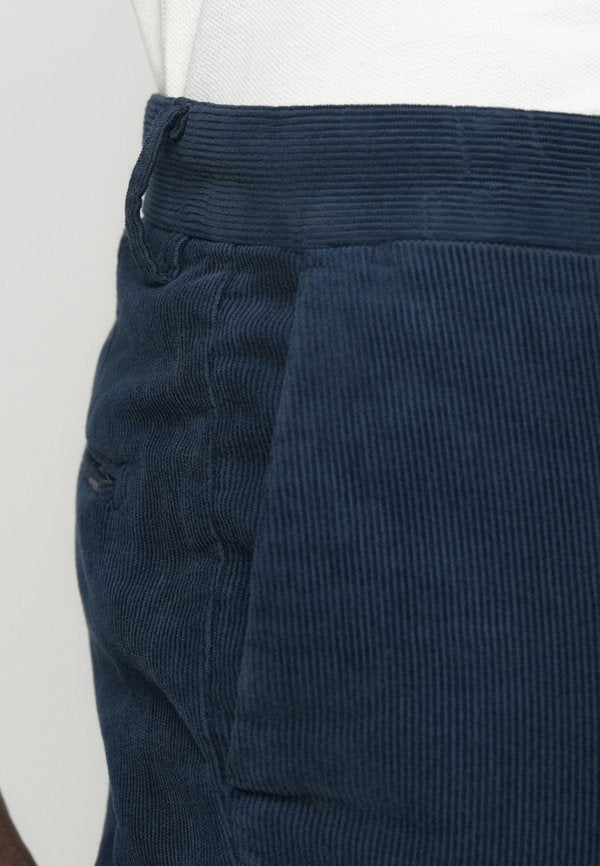Hackett London