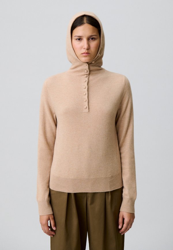 Claudie Pierlot