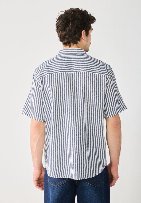 Pier One by Zalando STRIPE RESORT