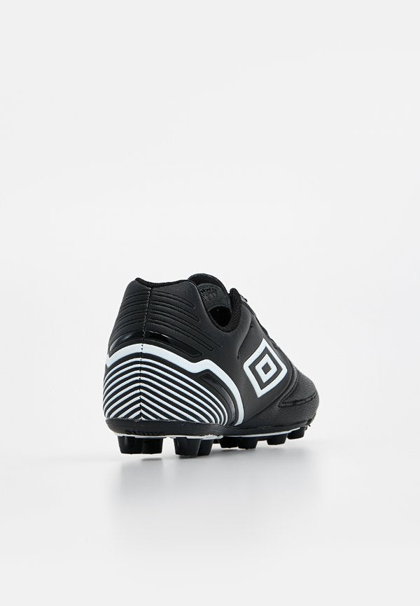 Umbro CLASSICO XIII